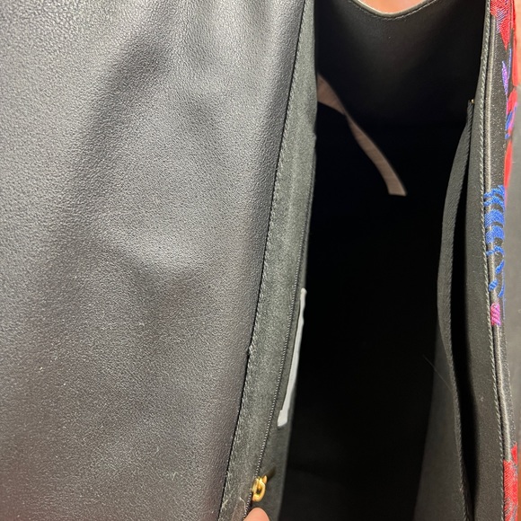 Purse from Just Fab! Never used bought and just never used it! - Picture 4 of 4